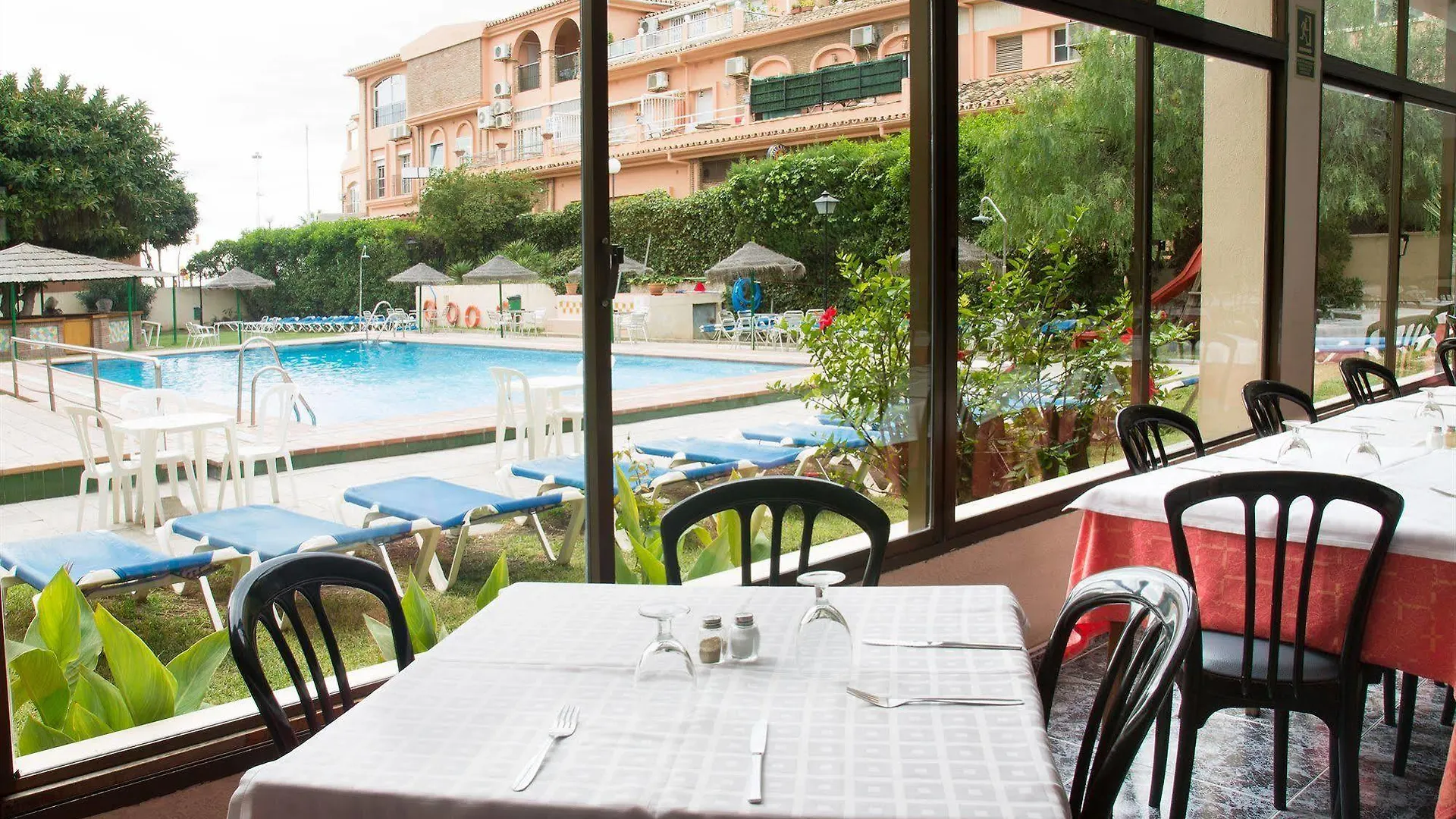 בנאלמדנה Medplaya Hotel Alba Beach ספרד