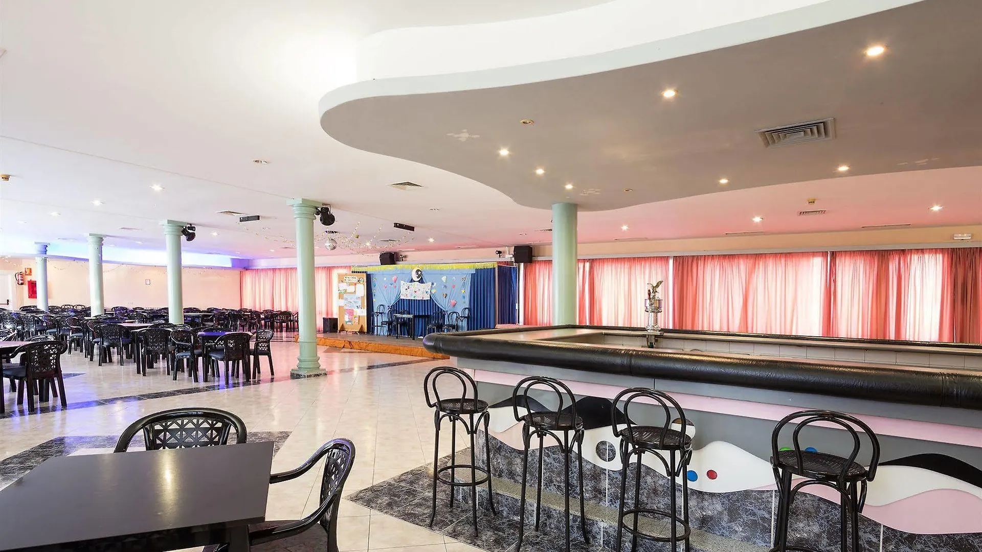 בנאלמדנה Medplaya Hotel Alba Beach 3*,